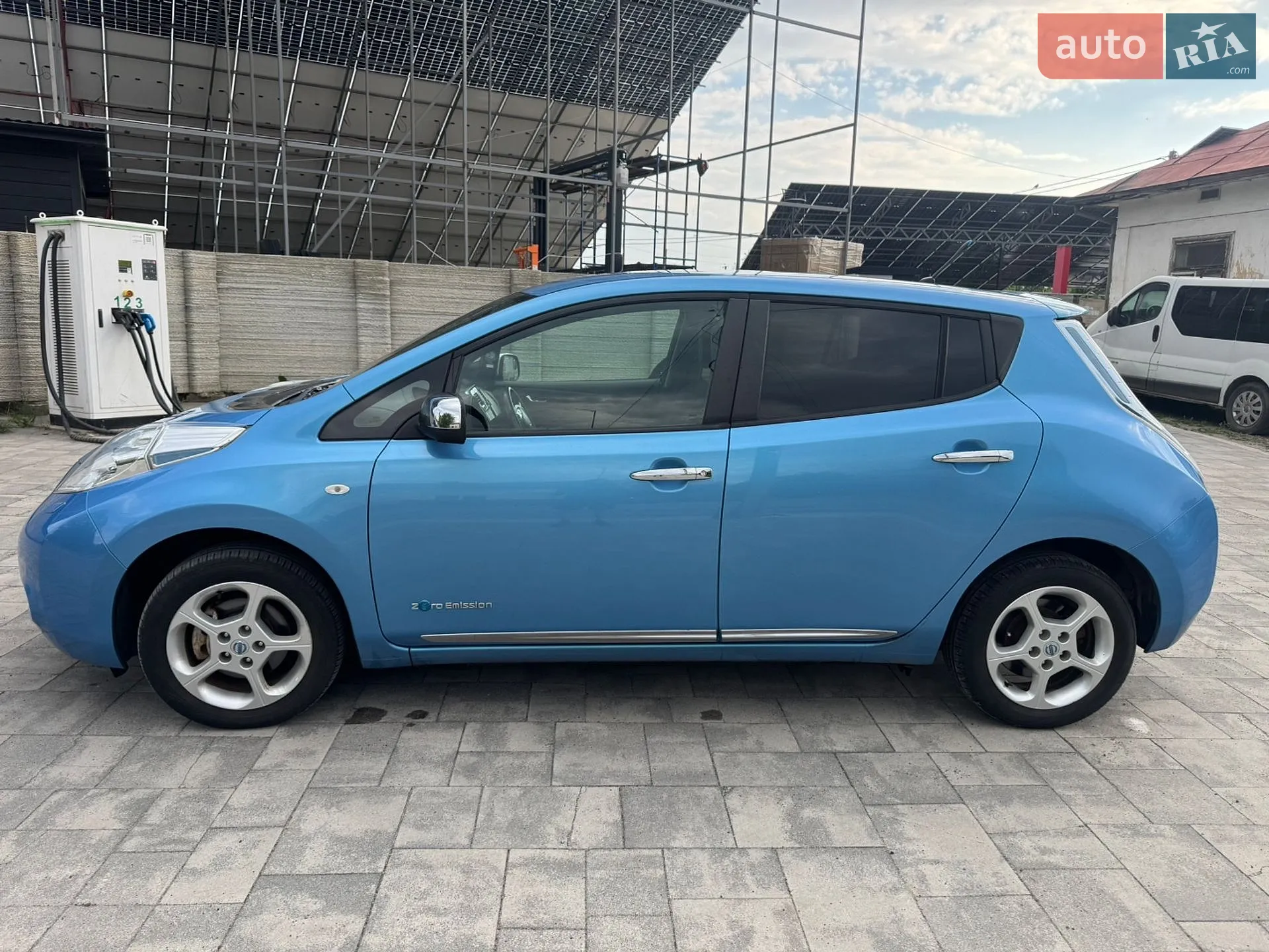 2013 Nissan Leaf - мініатюра 5