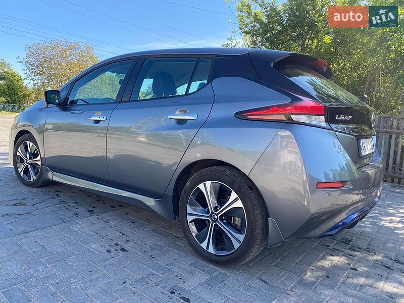 Хетчбек Nissan Leaf 2021 в Вінниці