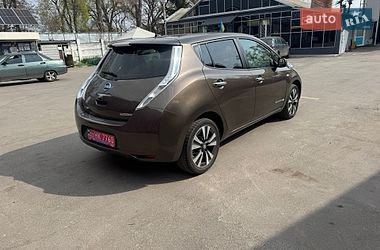 Хэтчбек Nissan Leaf 2015 в Кременчуге