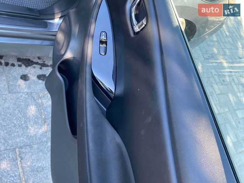 Хетчбек Nissan Leaf 2021 в Вінниці