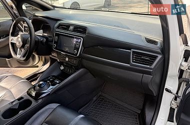 Хэтчбек Nissan Leaf 2021 в Виннице