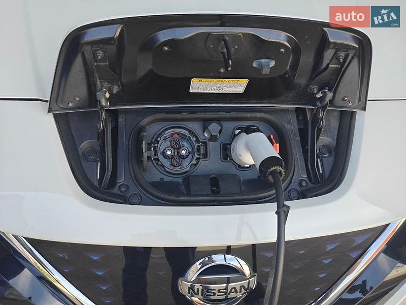 Хэтчбек Nissan Leaf 2017 в Харькове