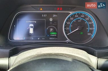 Хэтчбек Nissan Leaf 2019 в Киеве