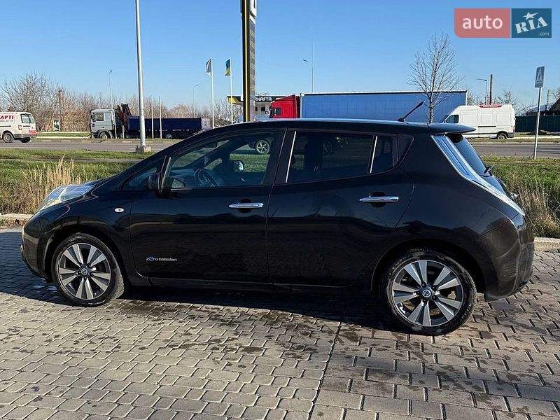 Хэтчбек Nissan Leaf 2014 в Луцке