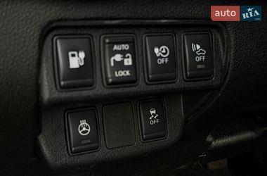 Хэтчбек Nissan Leaf 2016 в Киеве