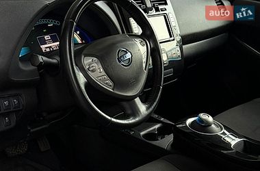 Хэтчбек Nissan Leaf 2016 в Киеве