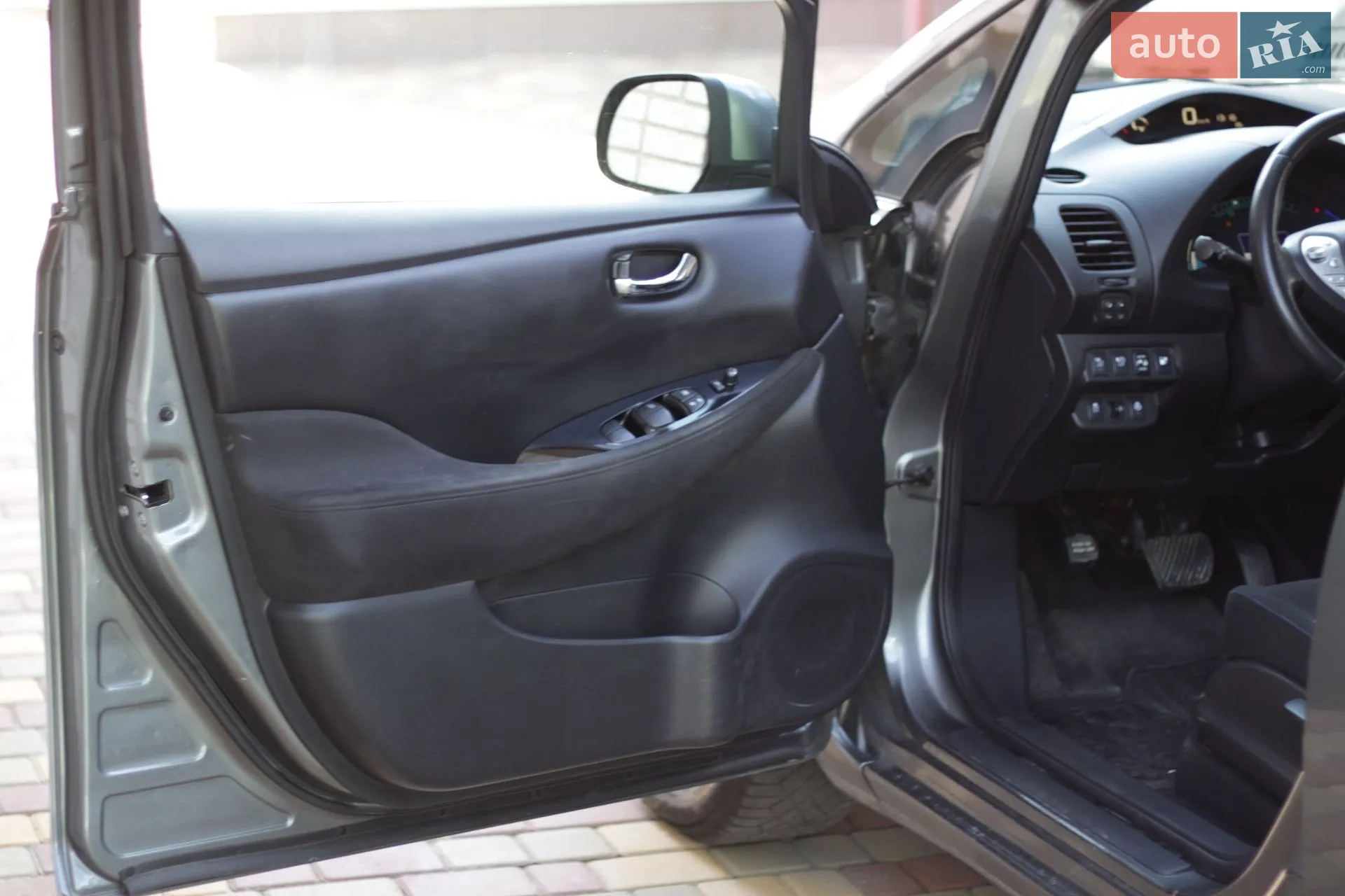 2016 Nissan Leaf - мініатюра 11