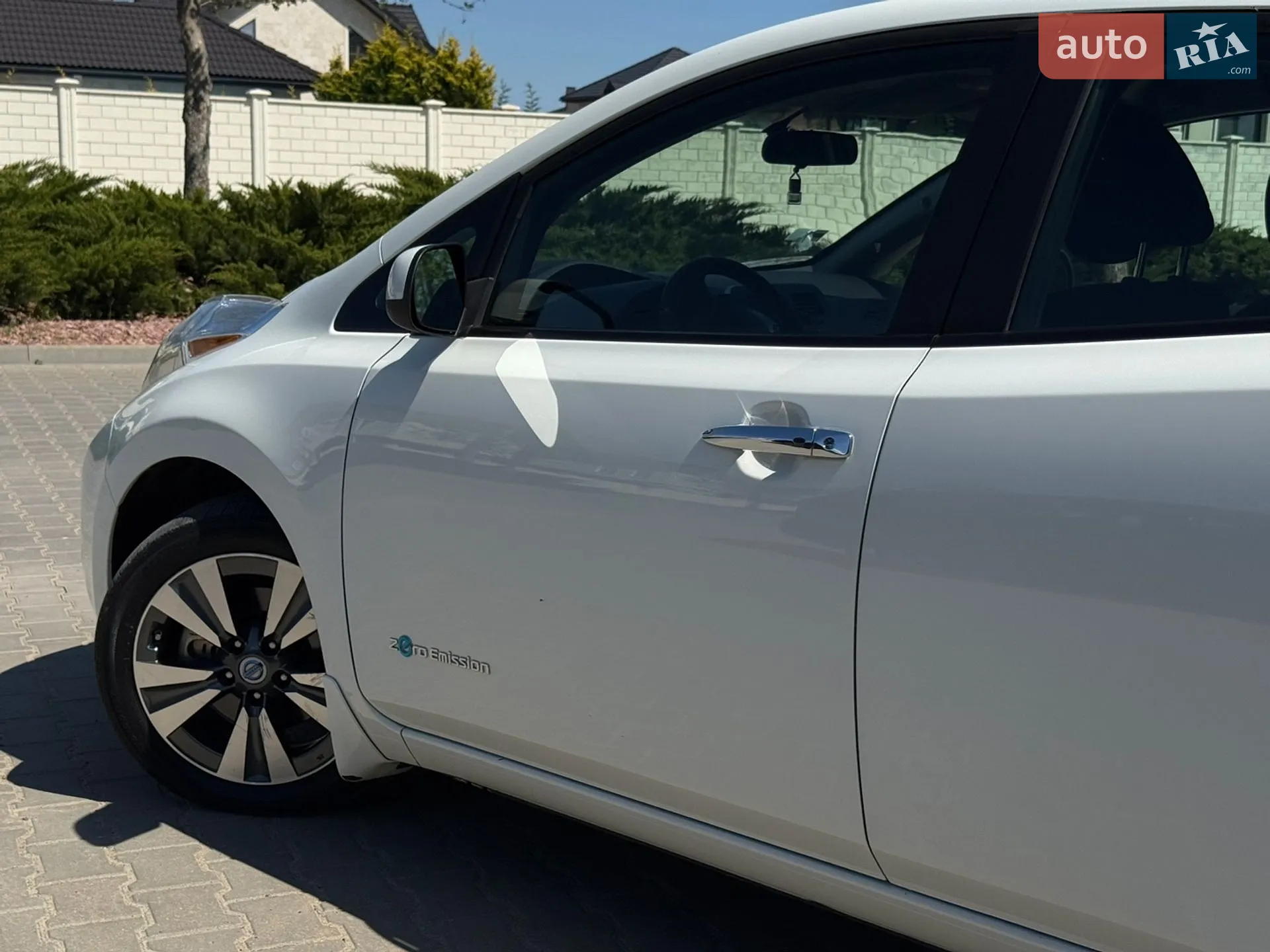 2017 Nissan Leaf - мініатюра 13