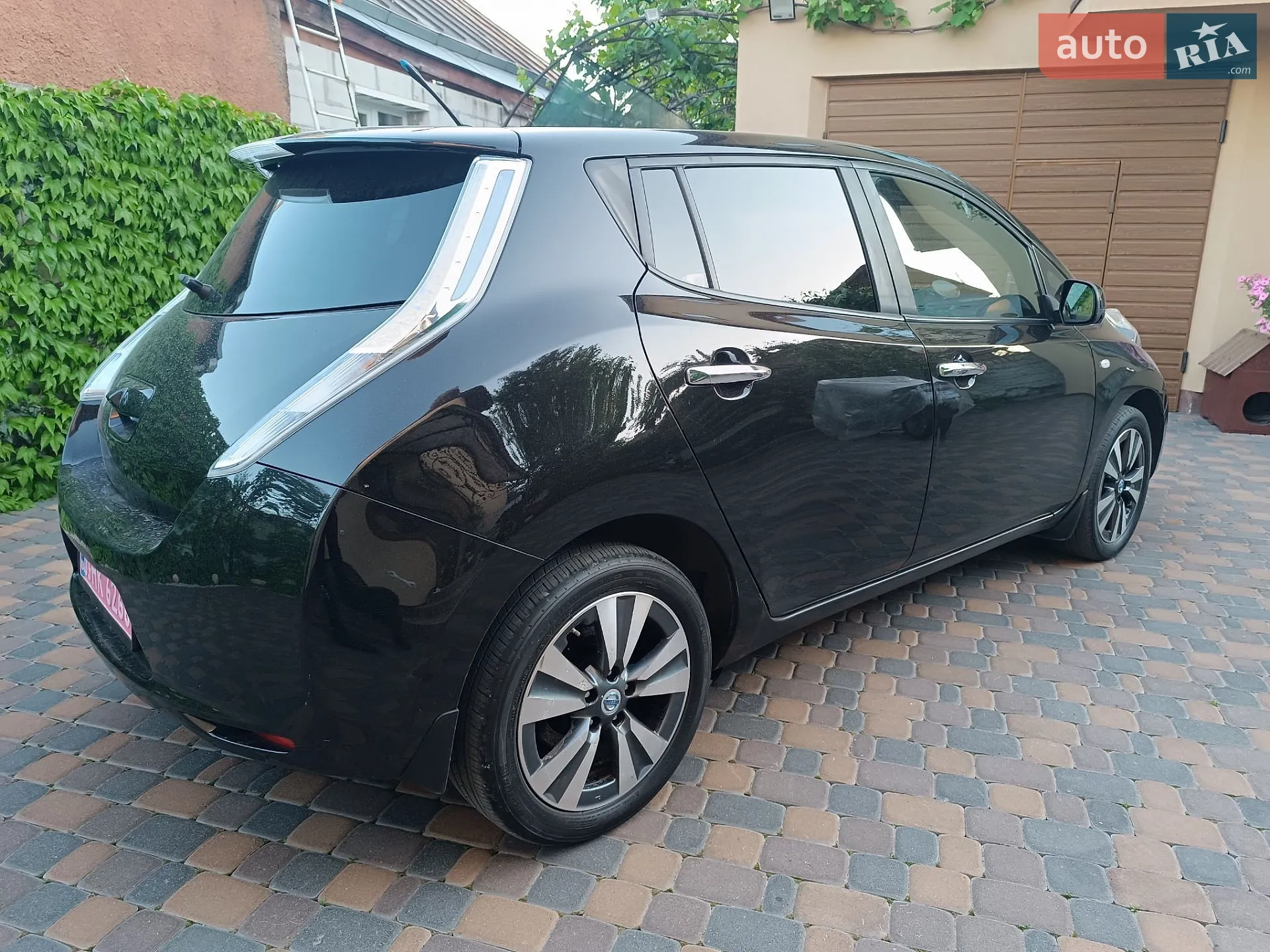 2015 Nissan Leaf - мініатюра 11