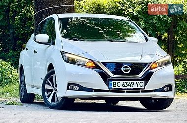 Хэтчбек Nissan Leaf 2019 в Самборе