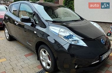 Хетчбек Nissan Leaf 2012 в Миколаєві