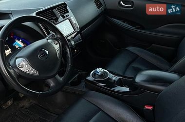 Хетчбек Nissan Leaf 2014 в Звенигородці фото 5 Хетчбек Nissan Leaf 2014 в Звенигородці