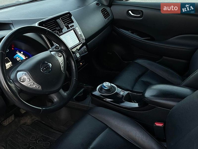 Хетчбек Nissan Leaf 2014 в Звенигородці фото 5 Хетчбек Nissan Leaf 2014 в Звенигородці