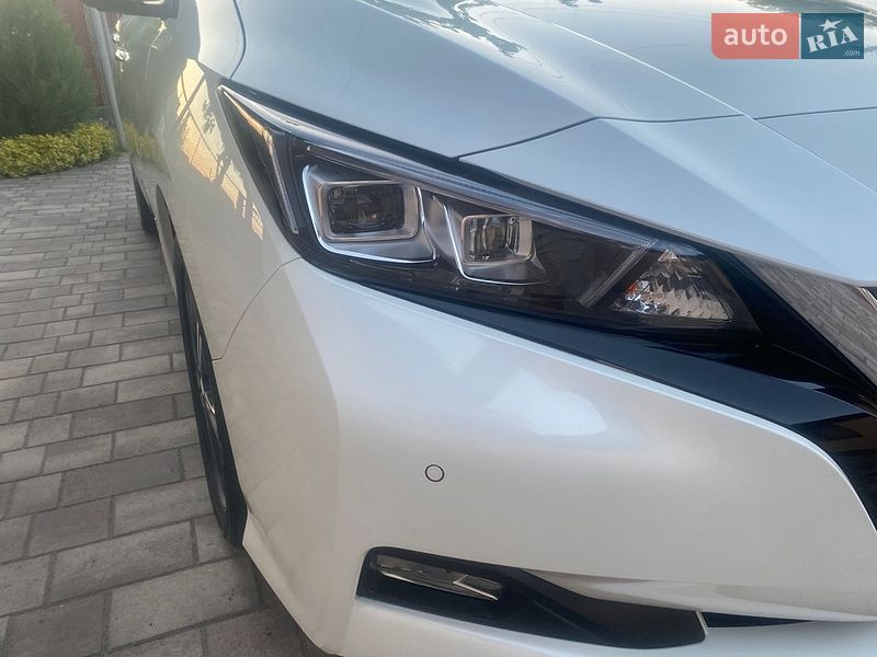 Хэтчбек Nissan Leaf 2019 в Виннице