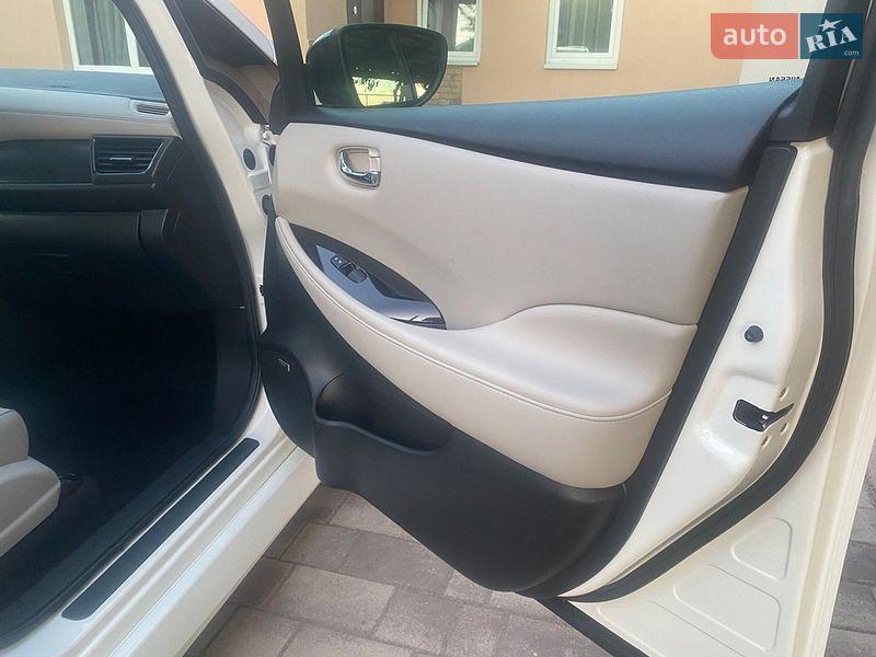 Хэтчбек Nissan Leaf 2019 в Виннице