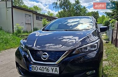 Хетчбек Nissan Leaf 2018 в Львові