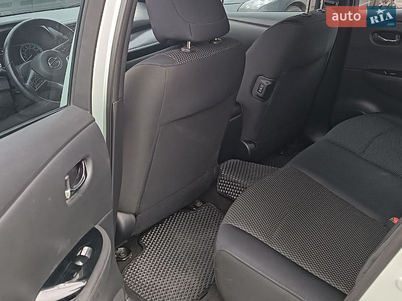 Хетчбек Nissan Leaf 2018 в Харкові