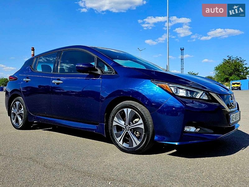 Хэтчбек Nissan Leaf 2020 в Днепре