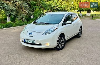 Хетчбек Nissan Leaf 2014 в Одесі