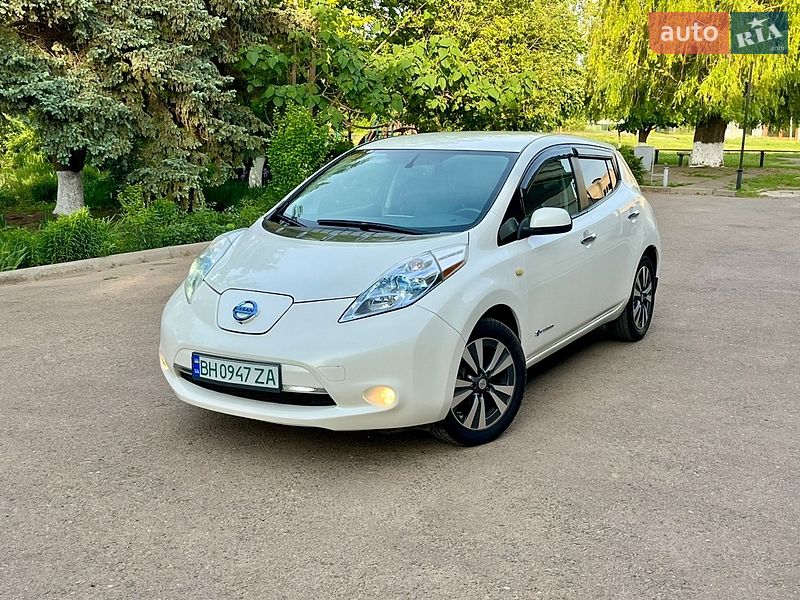 Nissan Leaf 2014