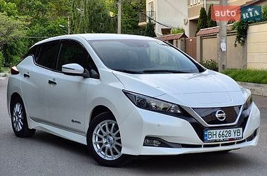 Хетчбек Nissan Leaf 2018 в Одесі