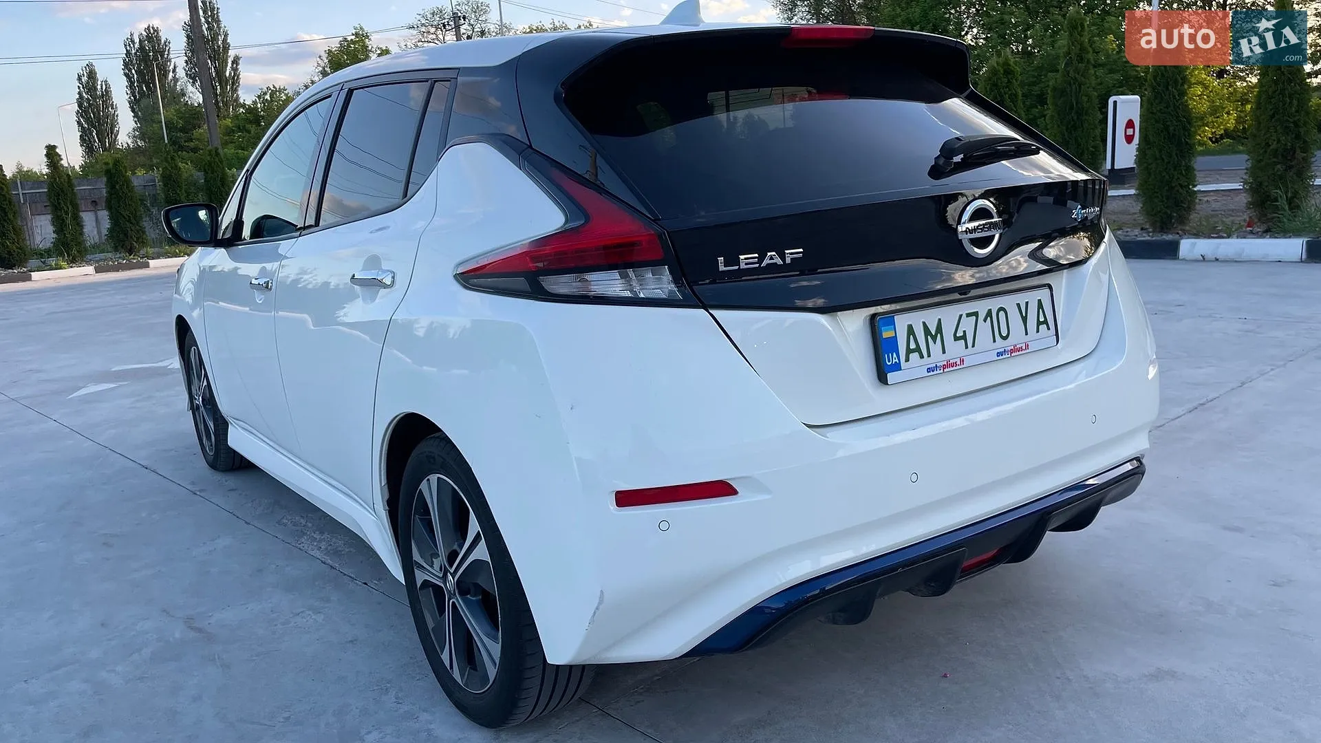 2021 Nissan Leaf - мініатюра 5