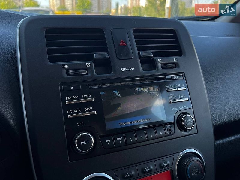 Хэтчбек Nissan Leaf 2014 в Киеве