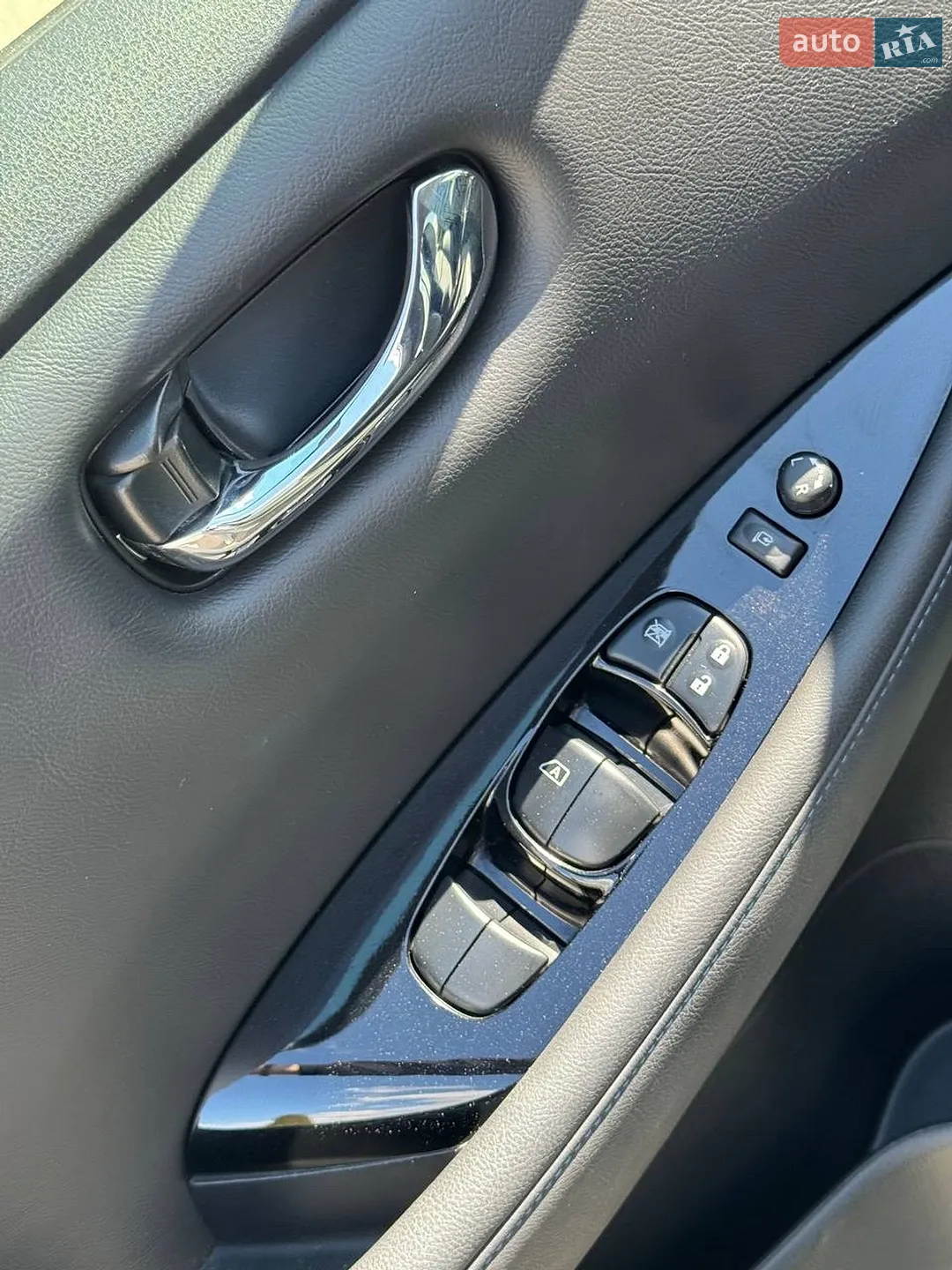 2020 Nissan Leaf - мініатюра 26