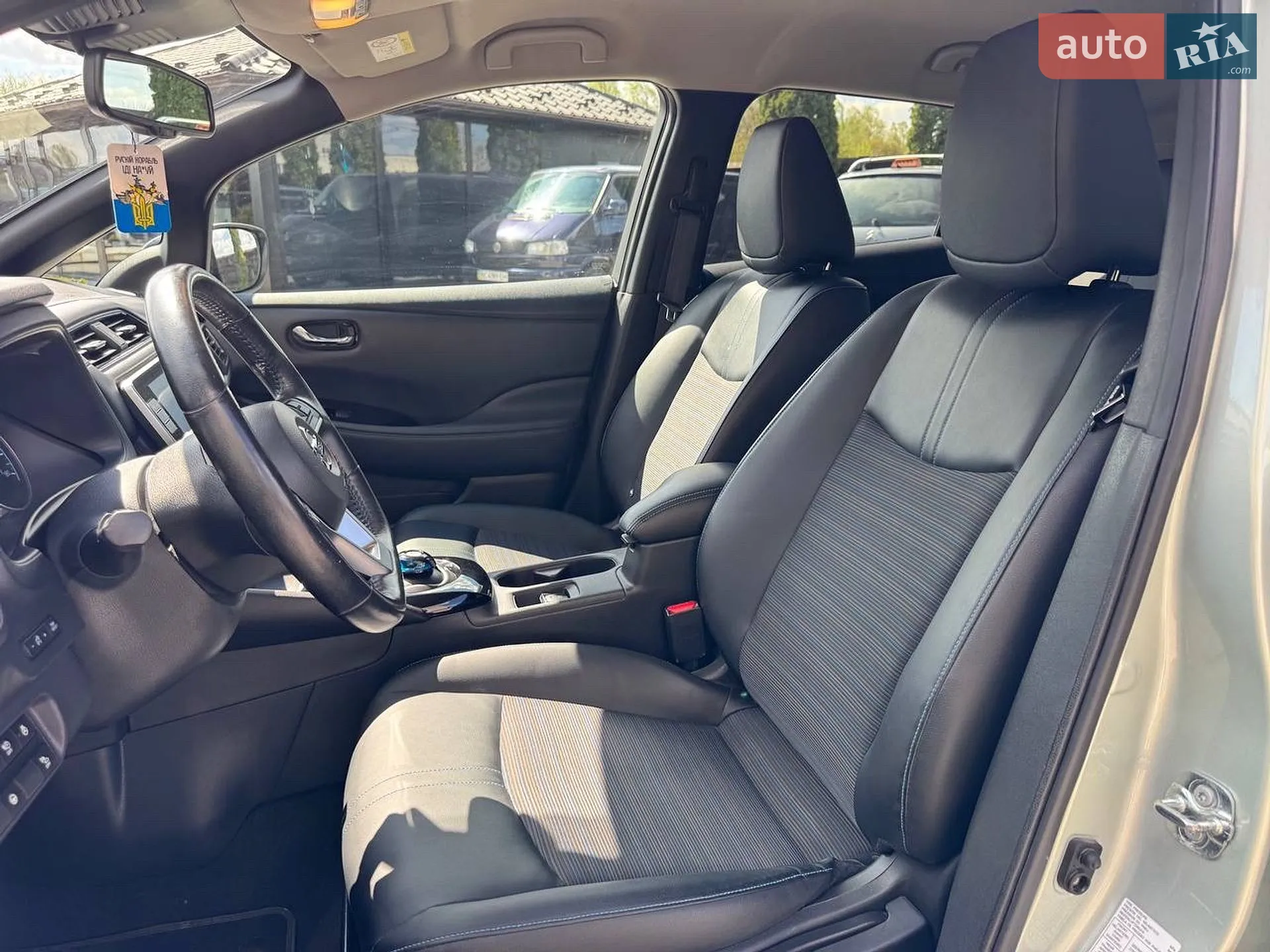 2020 Nissan Leaf - мініатюра 33