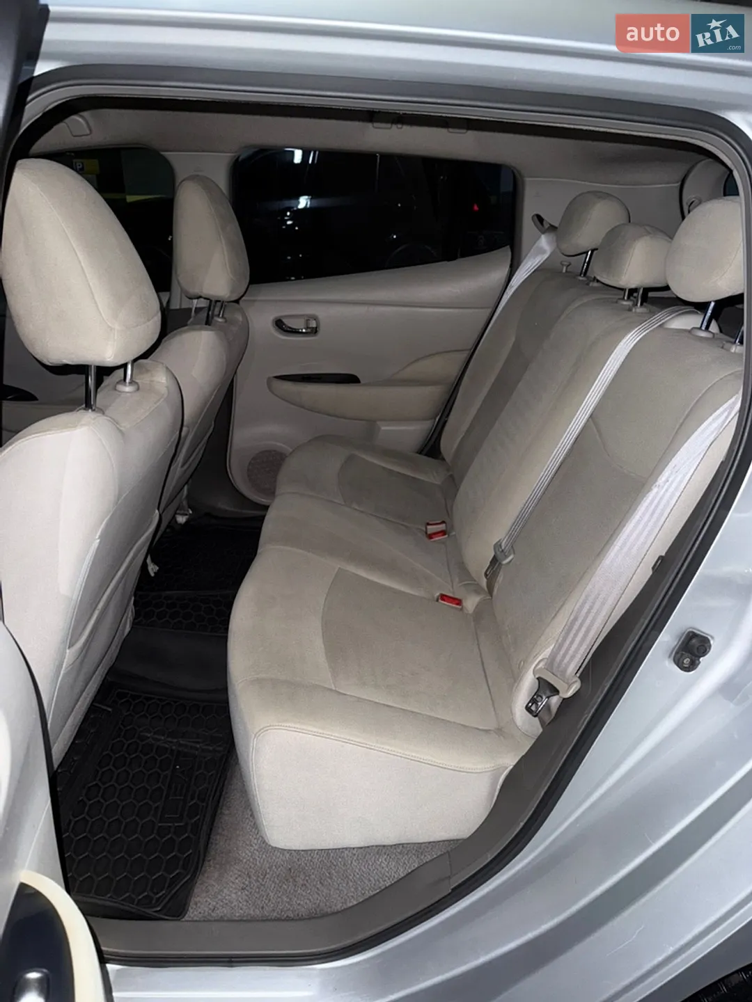 2011 Nissan Leaf - мініатюра 20