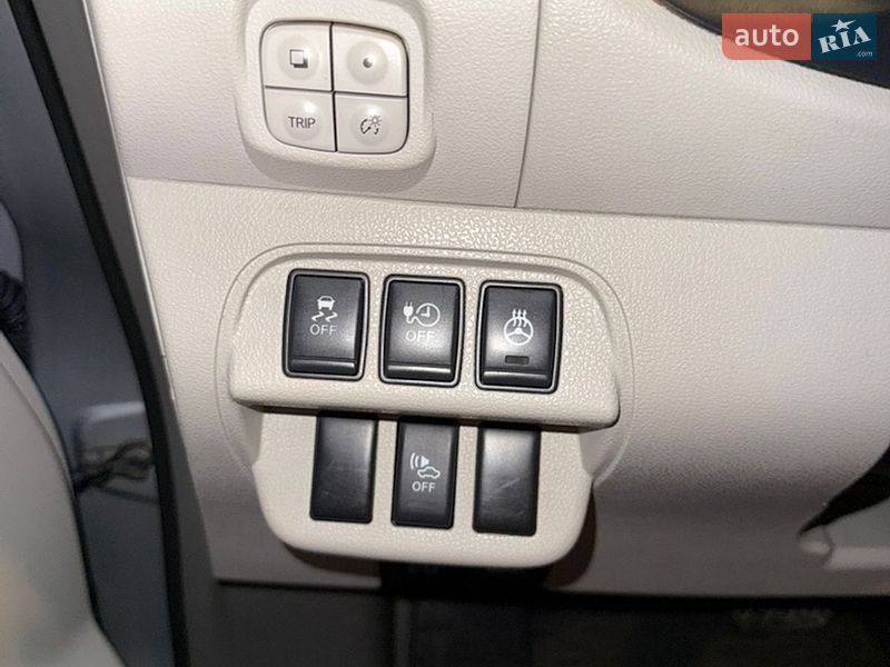 Хетчбек Nissan Leaf 2011 в Одесі фото 29 Хетчбек Nissan Leaf 2011 в Одесі