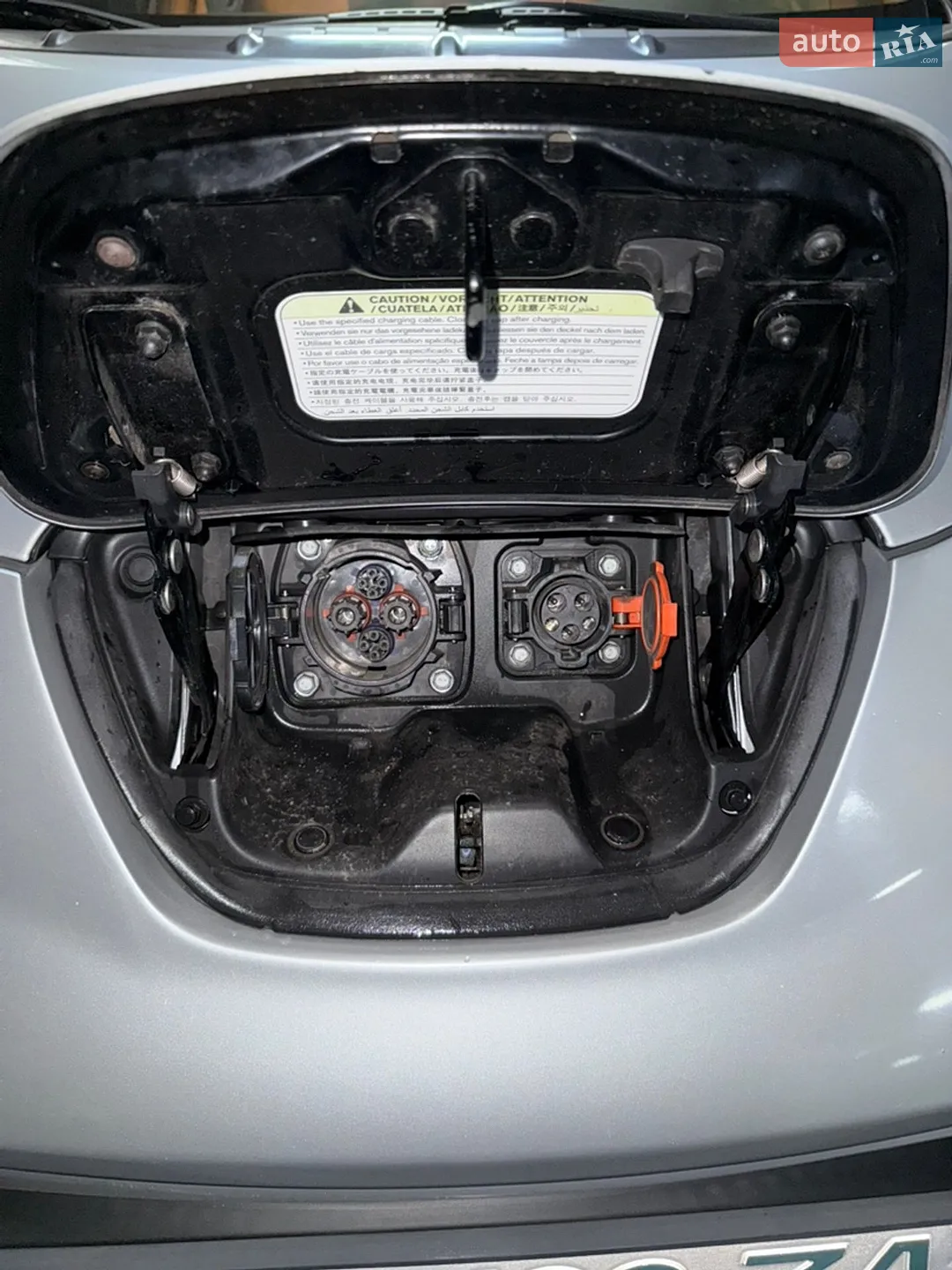 2011 Nissan Leaf - мініатюра 34