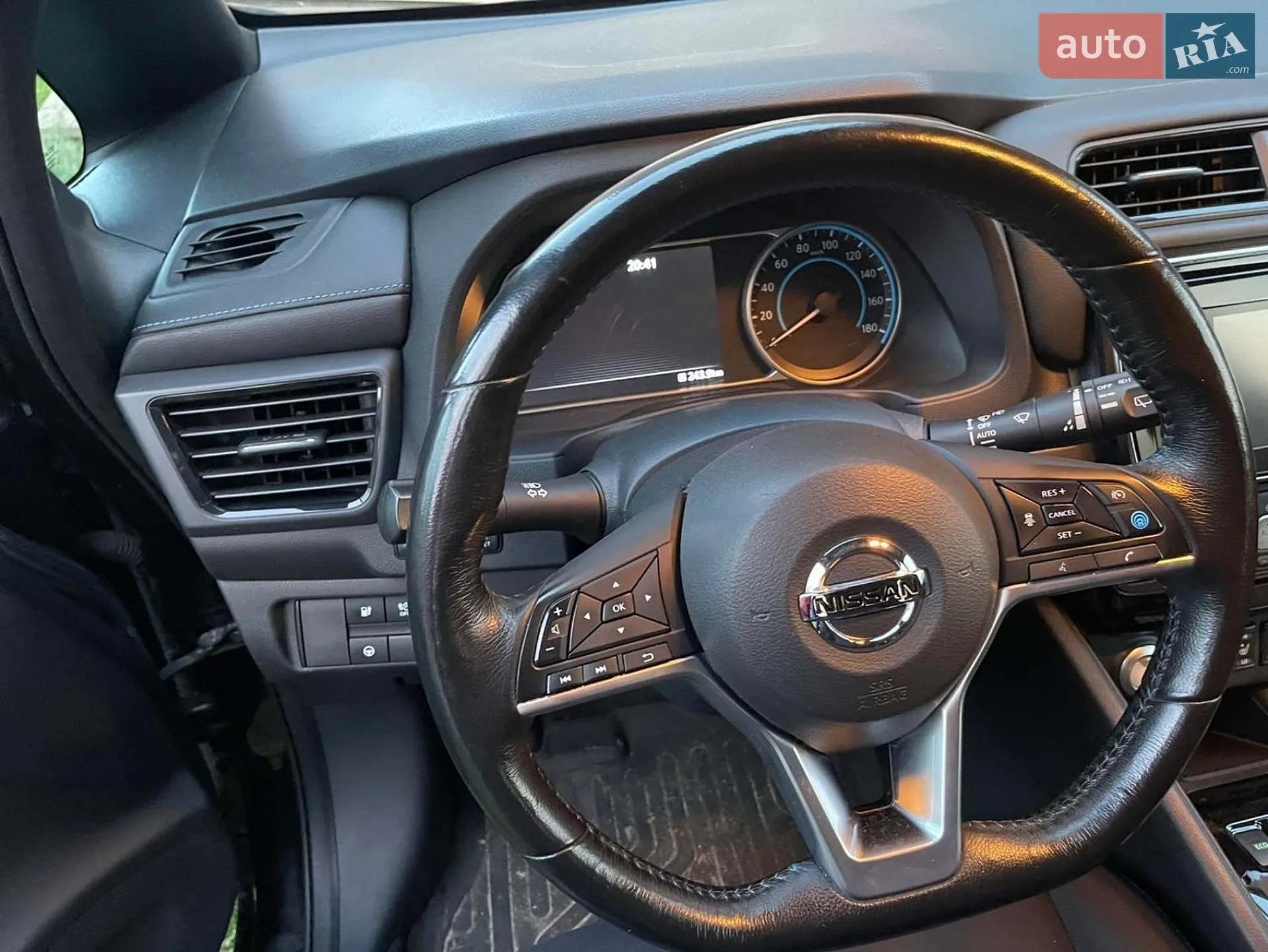 2018 Nissan Leaf - мініатюра 25