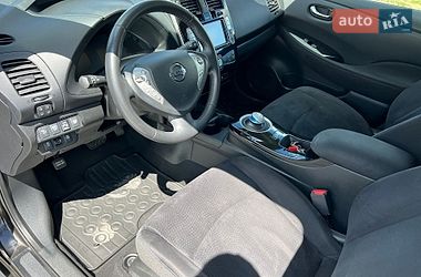 Хэтчбек Nissan Leaf 2015 в Ровно