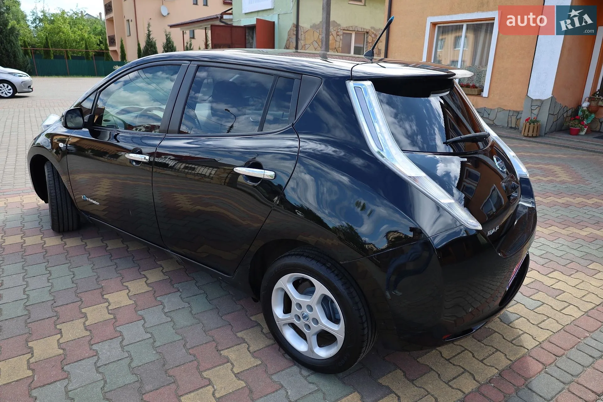 2011 Nissan Leaf - мініатюра 18