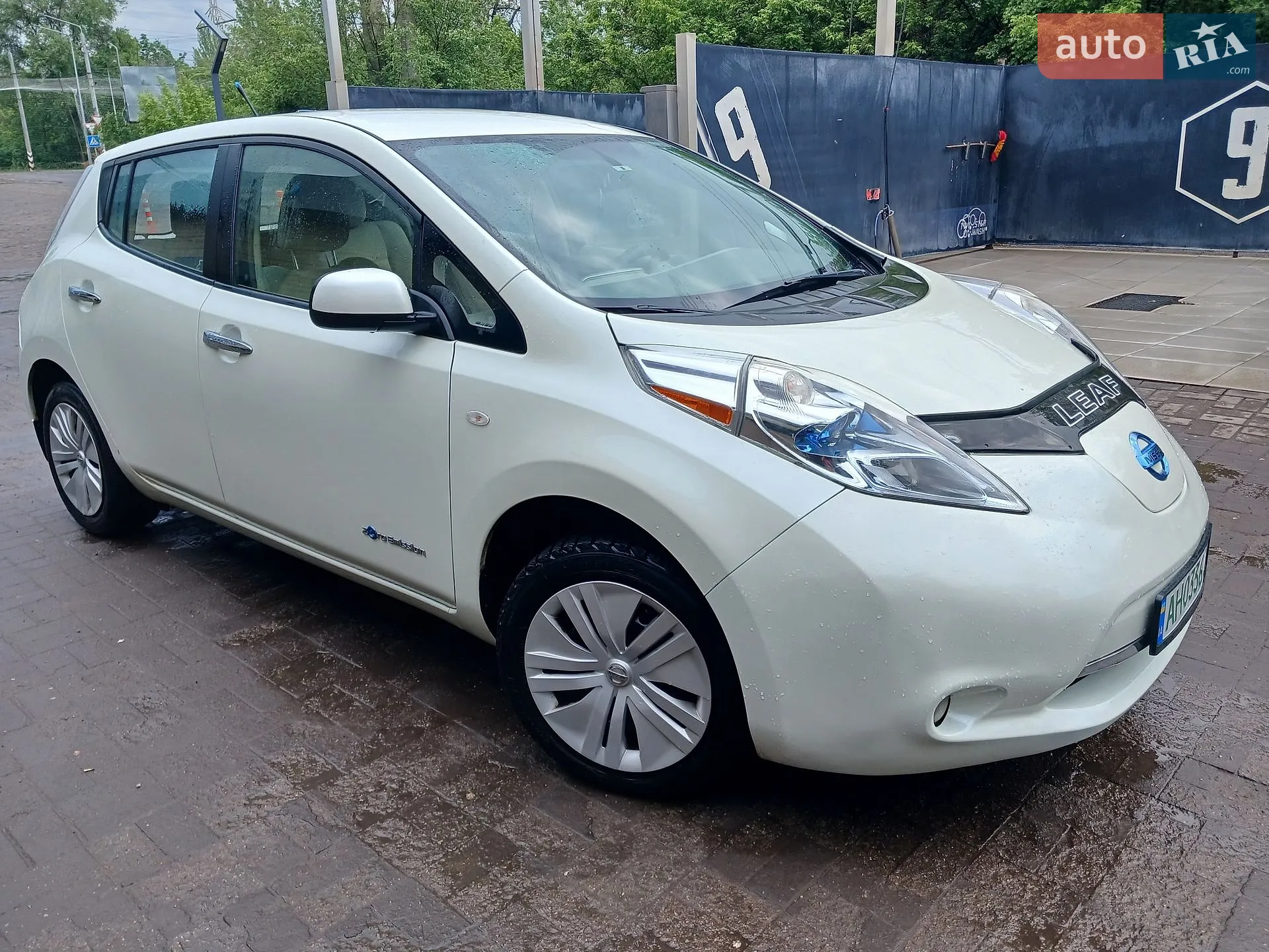 2012 Nissan Leaf - мініатюра 2
