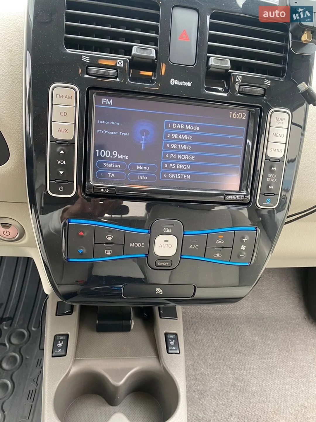 2012 Nissan Leaf - мініатюра 10