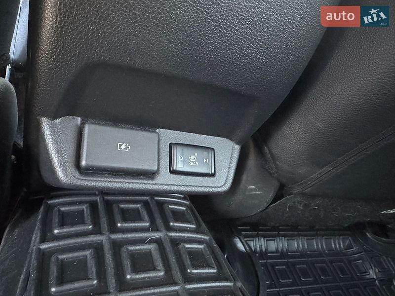 Хэтчбек Nissan Leaf 2021 в Черновцах фото 22 Хэтчбек Nissan Leaf 2021 в Черновцах