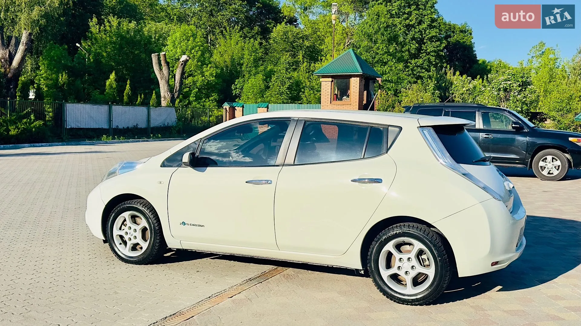 2017 Nissan Leaf - мініатюра 4
