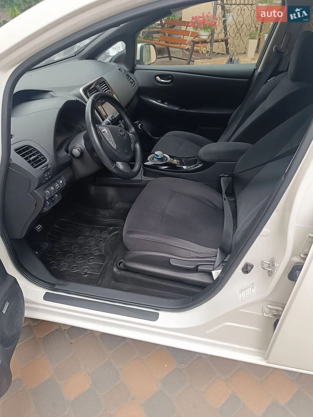 2014 Nissan Leaf - мініатюра 17