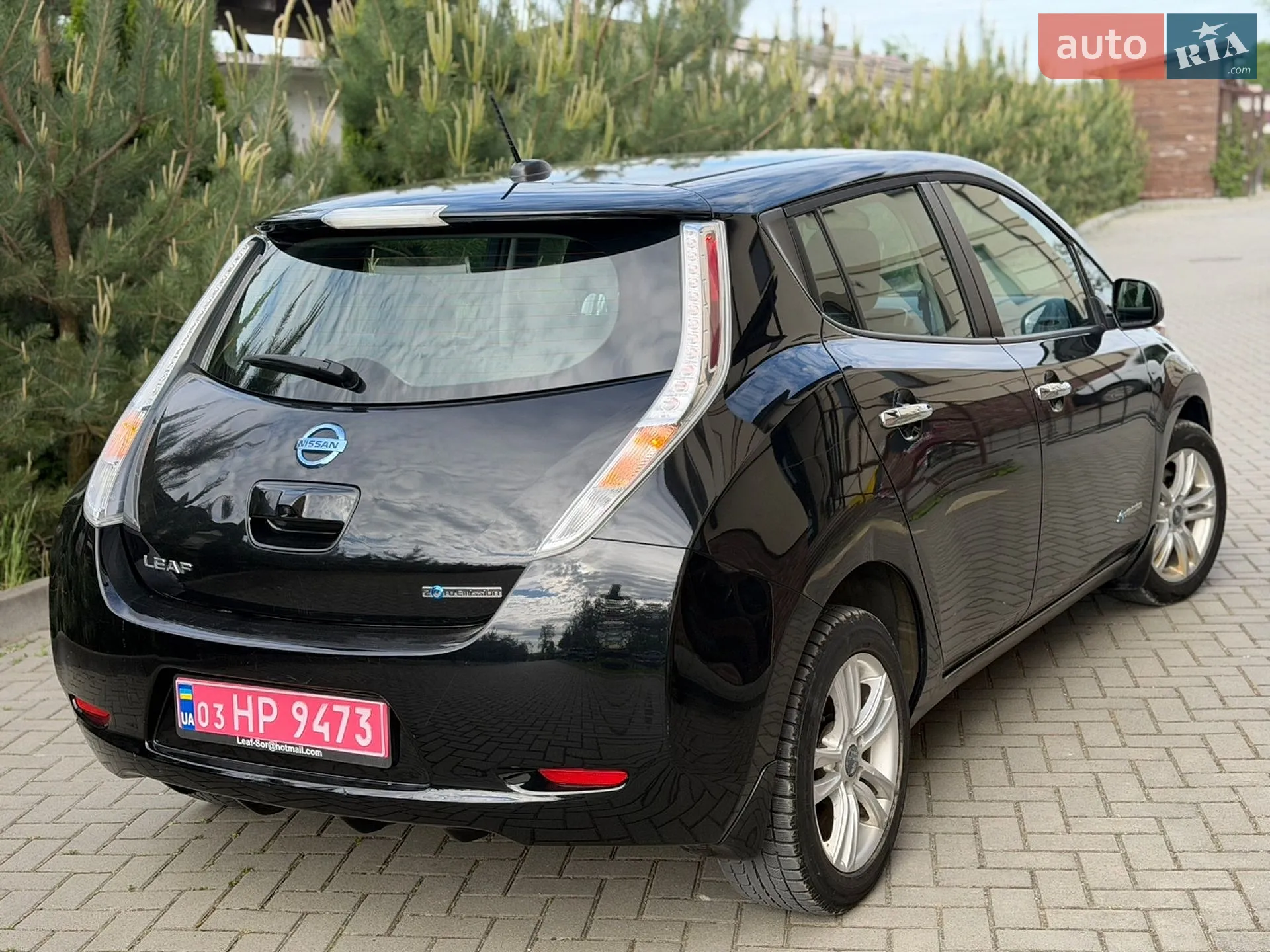 2015 Nissan Leaf - мініатюра 12