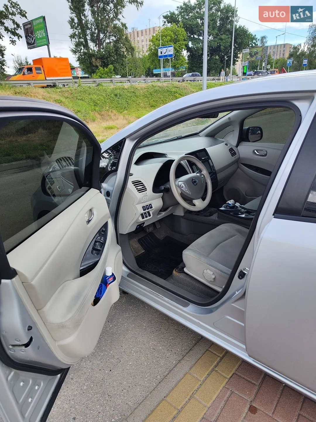 2012 Nissan Leaf - мініатюра 14