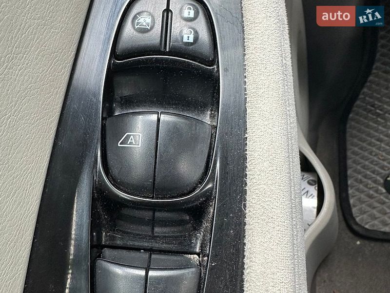 Хэтчбек Nissan Leaf 2015 в Ирпене