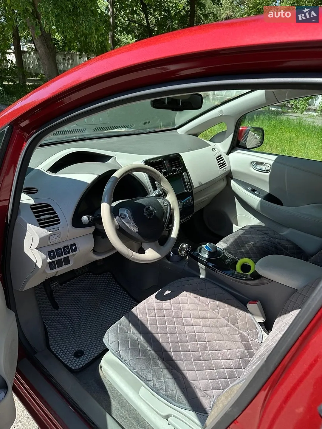 2015 Nissan Leaf - мініатюра 13