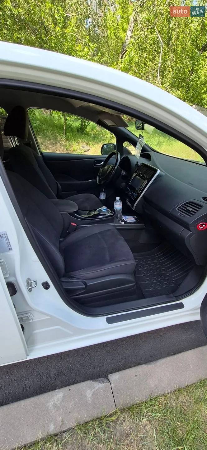 2013 Nissan Leaf - мініатюра 11