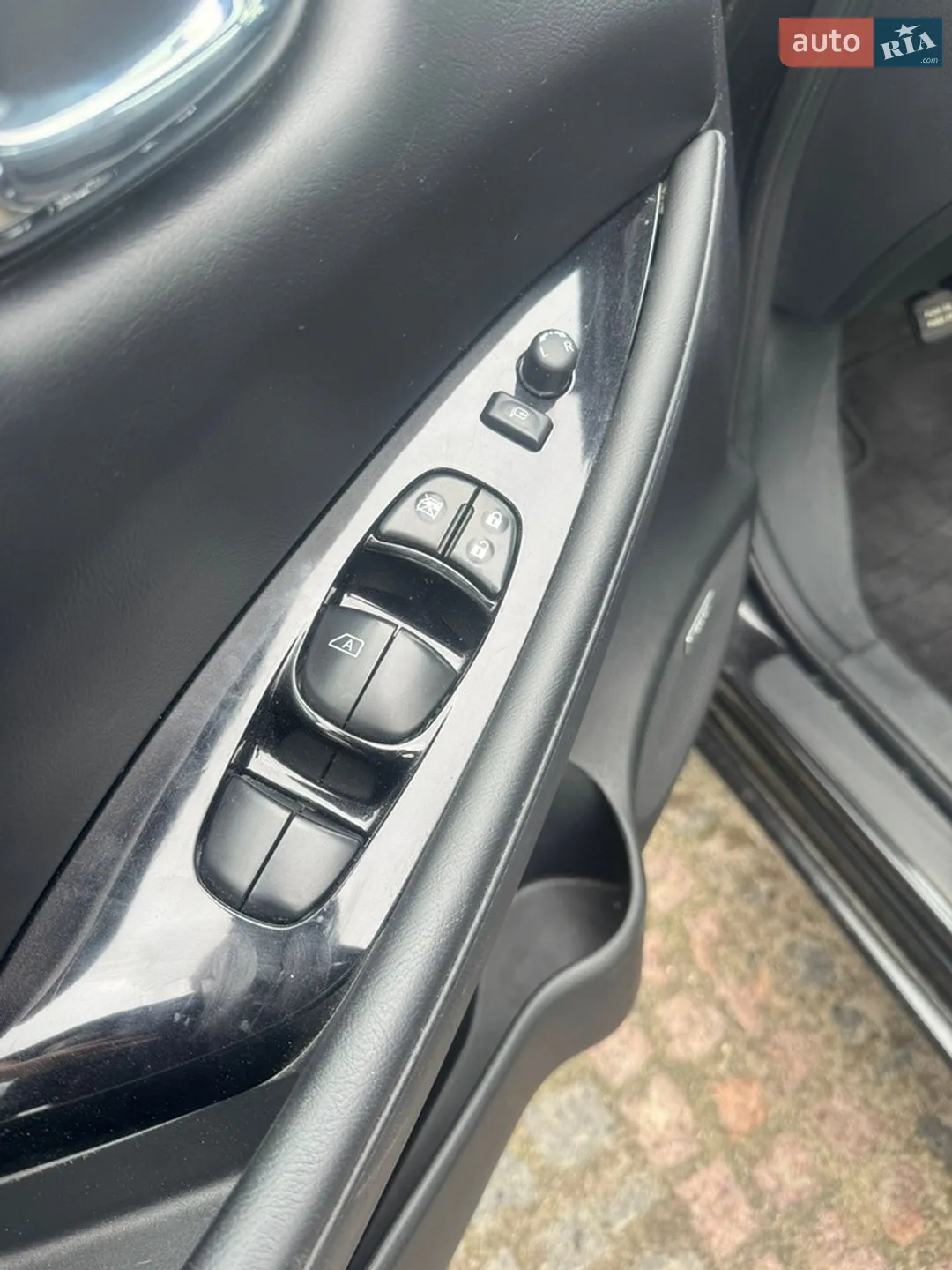 2015 Nissan Leaf - мініатюра 12