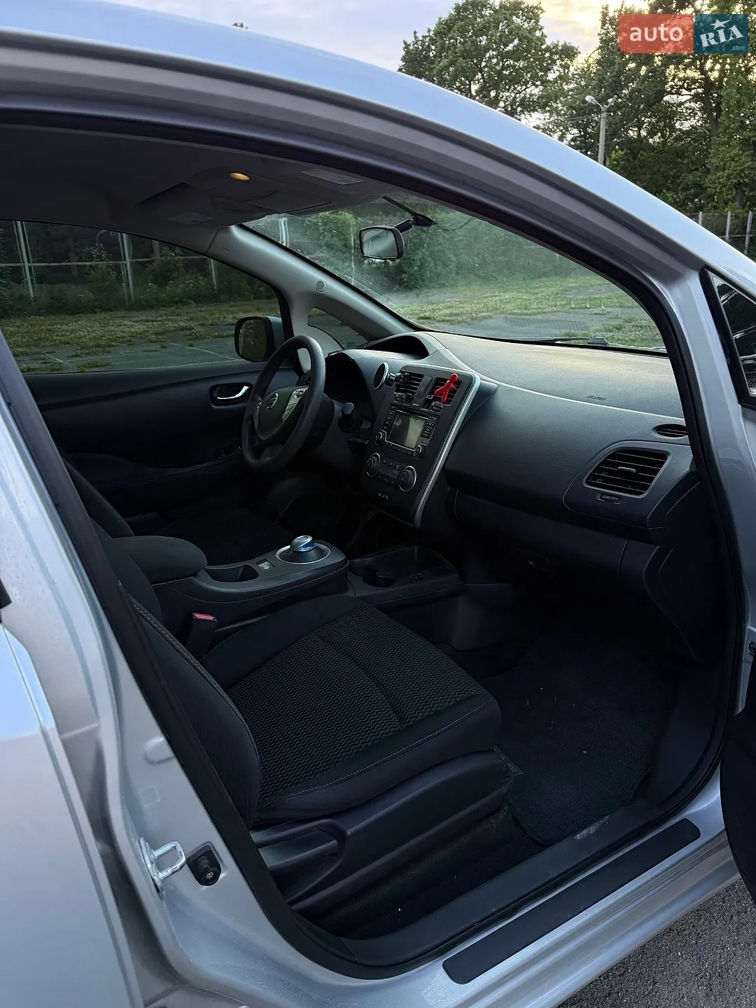2015 Nissan Leaf - мініатюра 14