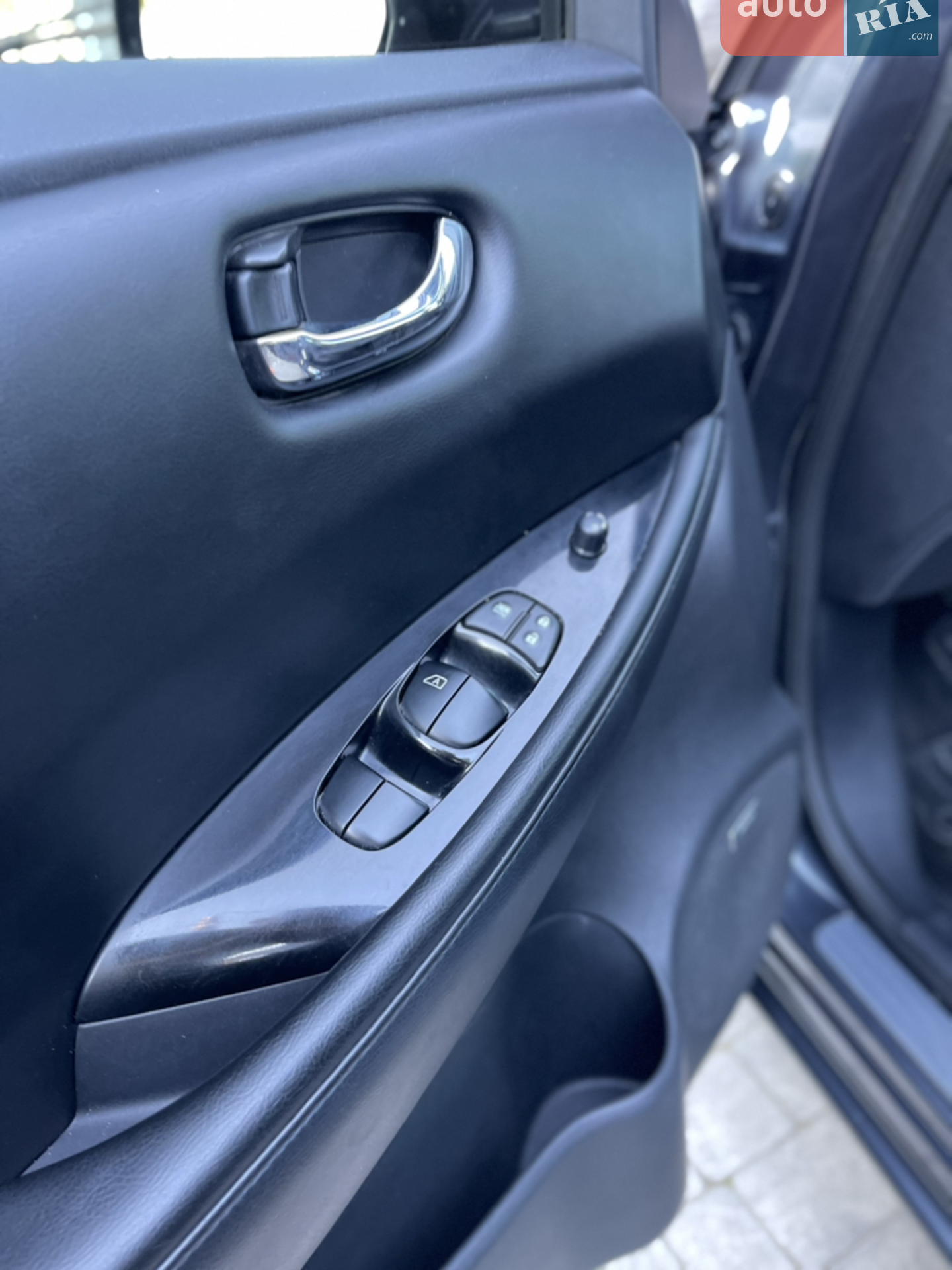 2013 Nissan Leaf - мініатюра 33