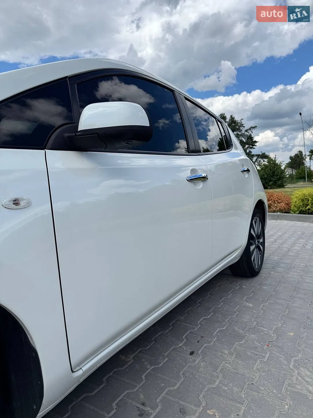 2017 Nissan Leaf - мініатюра 23