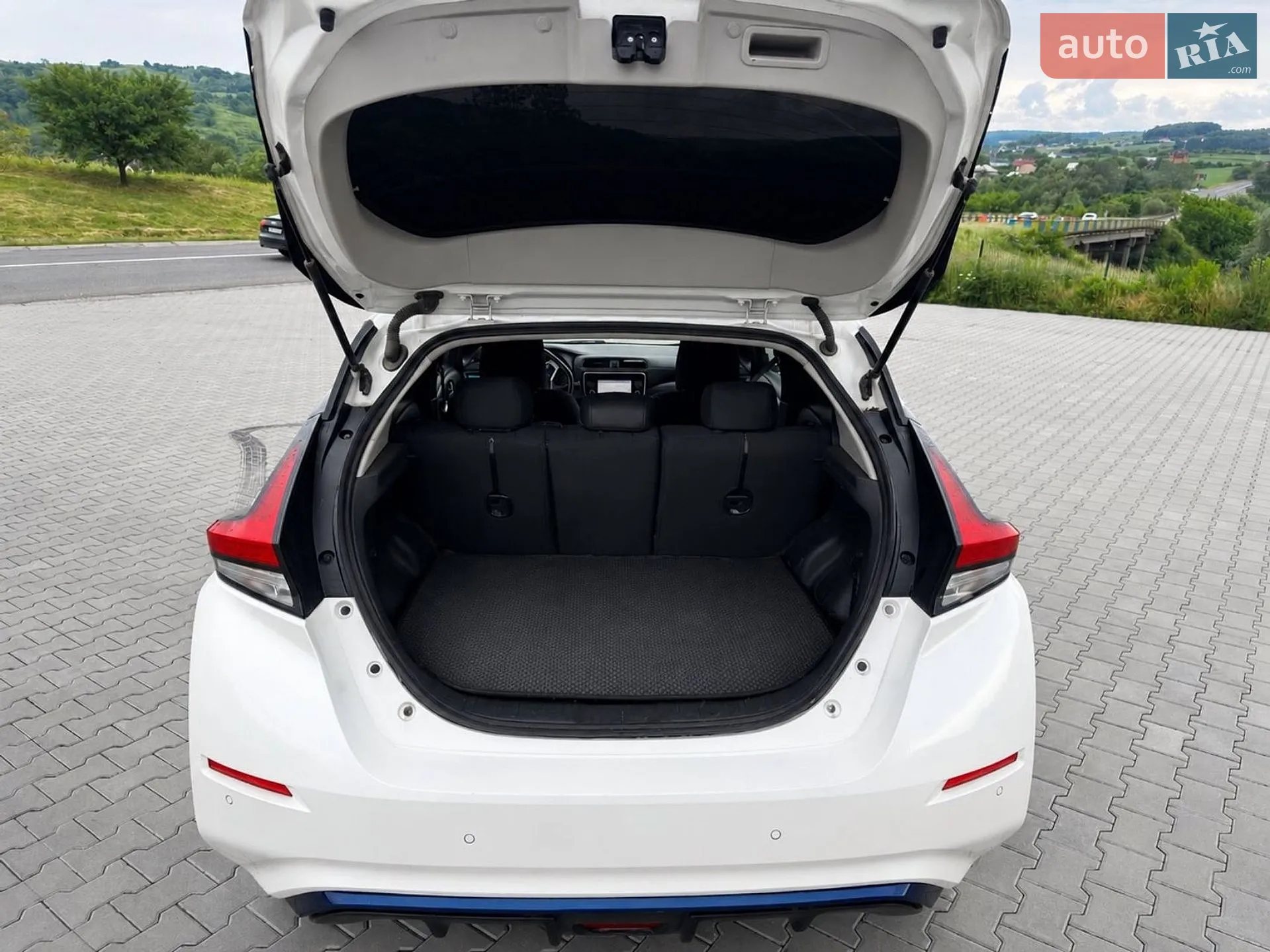 2018 Nissan Leaf - мініатюра 3